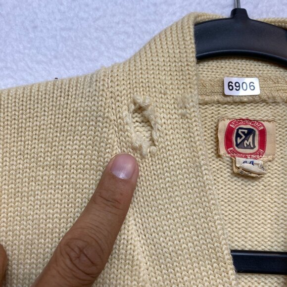 VINTAGE Snowden Mize Cardigan Mens 44 Beige Letterman K Wool Sweater 40s 50s 60s - Picture 6 of 14